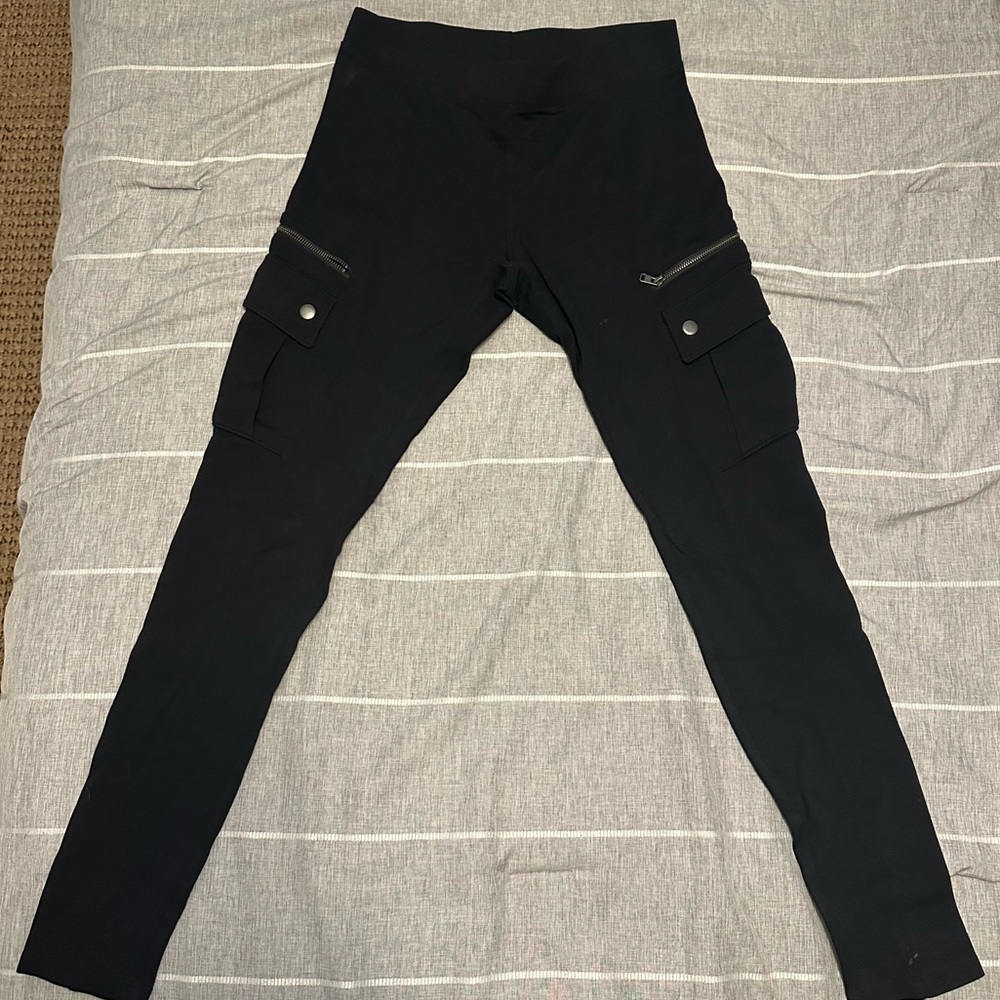 Express Small Women’s Black Dressy Legging Pants with Zipper & Snap Pockets